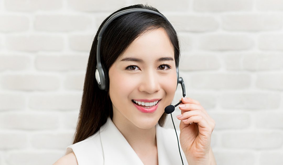 How Custom Jackets Improve First Impressions for Service Staff
